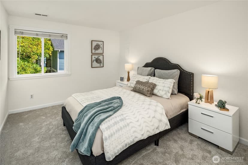 Property photo for 3100 125th Avenue SE #15, Bellevue photo 12