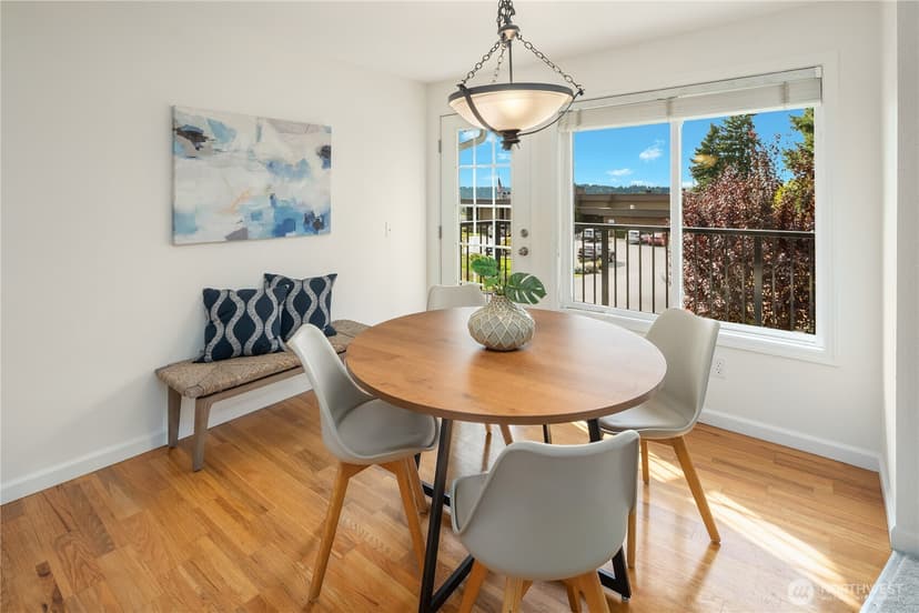 Property photo for 3100 125th Avenue SE #15, Bellevue photo 6
