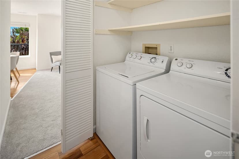 Property photo for 3100 125th Avenue SE #15, Bellevue photo 17