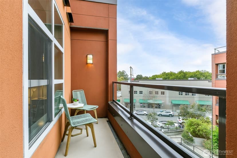 Property photo for 410 NE 70th Street #407, Seattle photo 6