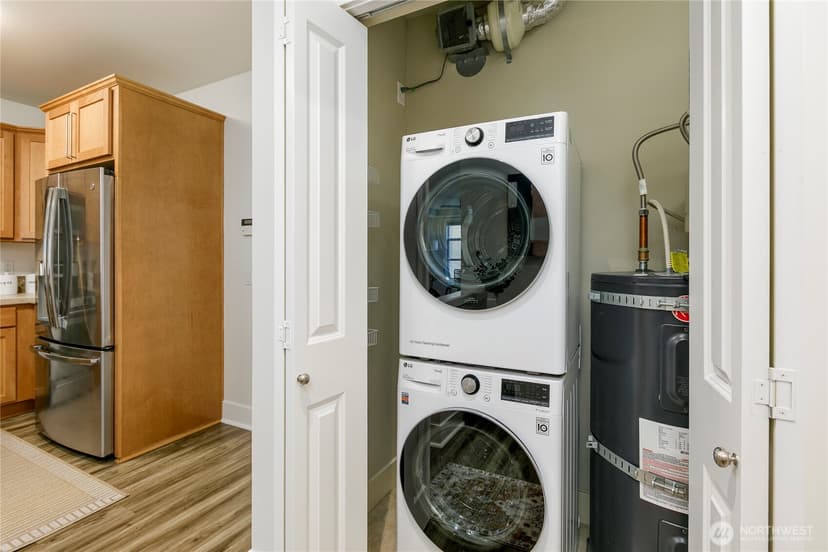 Property photo for 410 NE 70th Street #407, Seattle photo 21
