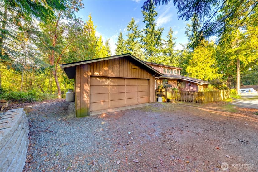 Property photo for 2872 Hi Crest, Langley photo 30