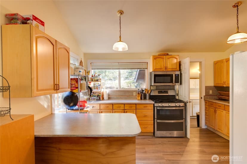 Property photo for 2872 Hi Crest, Langley photo 14
