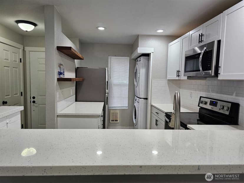 Property photo for 2100 S 336th Street #P3, Federal Way photo 5