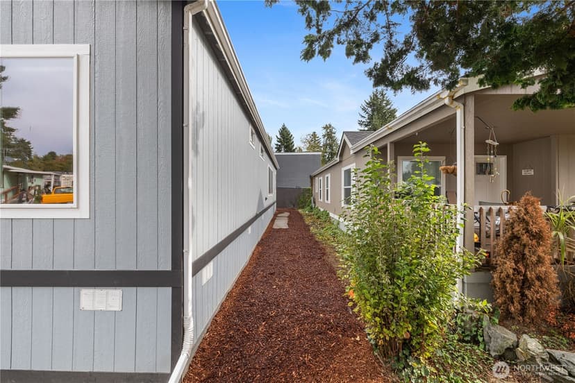 Property photo for 7301 NE 175th Street #331, Kenmore photo 27