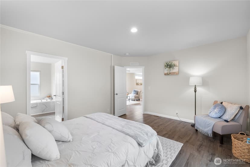 Property photo for 7301 NE 175th Street #331, Kenmore photo 14