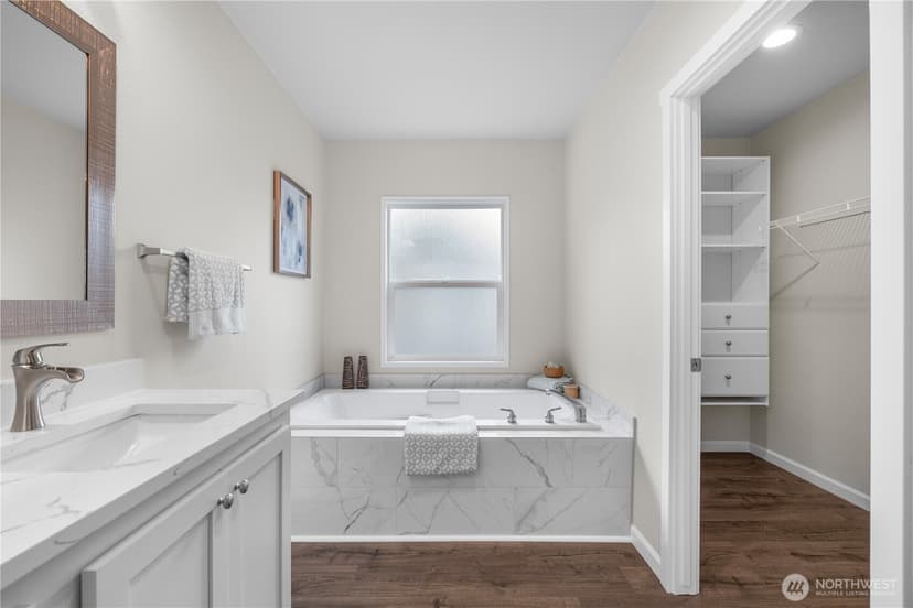 Property photo for 7301 NE 175th Street #331, Kenmore photo 17