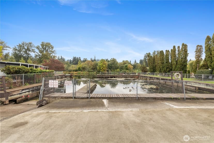 Property photo for 7301 NE 175th Street #331, Kenmore photo 30