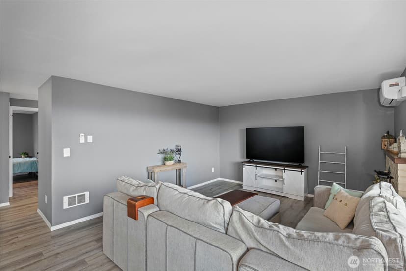 Property photo for 3340 Narrows View Lane NE #103, Bremerton photo 8
