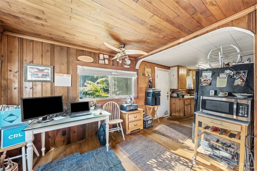 Property photo for 1015 7th Street SE, Auburn photo 8