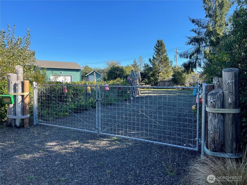 Property photo for 470 Puppis Court SW, Ocean Shores photo 6