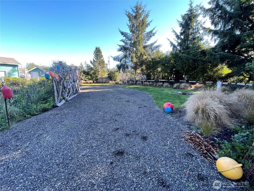 Property photo for 470 Puppis Court SW, Ocean Shores photo 38