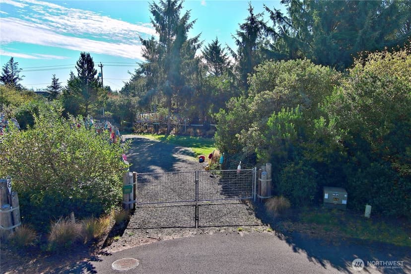 Property photo for 470 Puppis Court SW, Ocean Shores photo 4
