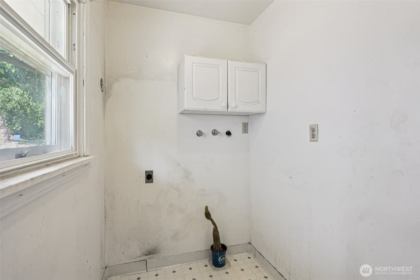 Property photo for 1236 S Director Street, Seattle photo 12
