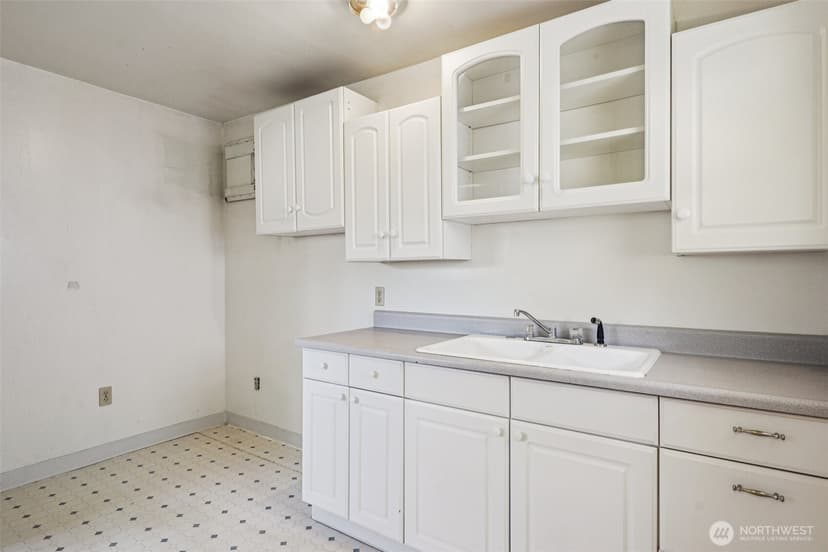 Property photo for 1236 S Director Street, Seattle photo 13
