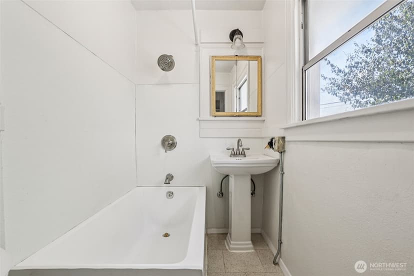 Property photo for 1234 S Director Street, Seattle photo 19