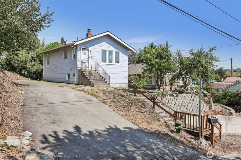 Property photo for 1234 S Director Street, Seattle