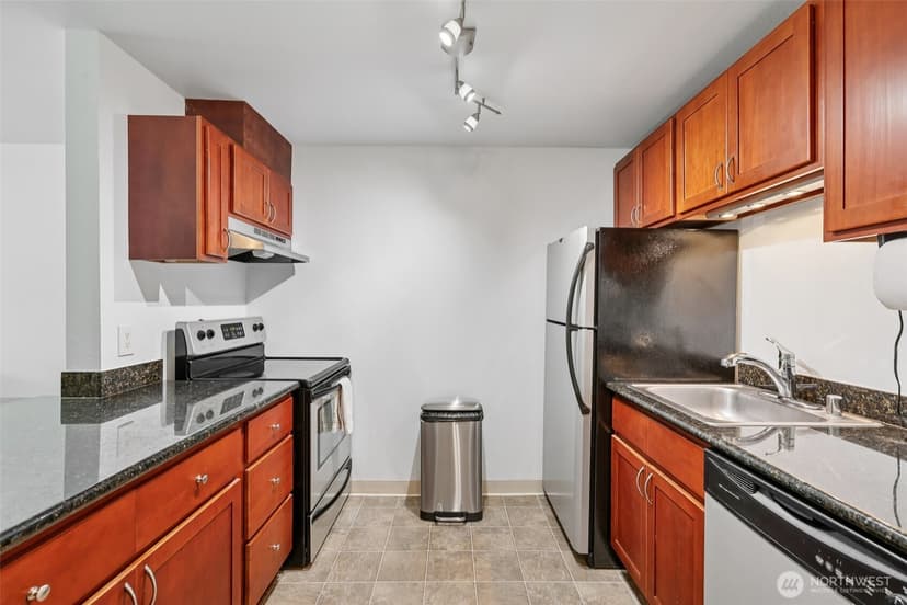 Property photo for 16409 Currie Road SE #102, Monroe photo 8