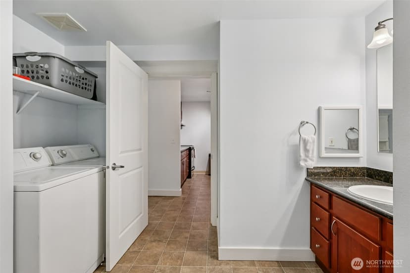 Property photo for 16409 Currie Road SE #102, Monroe photo 11