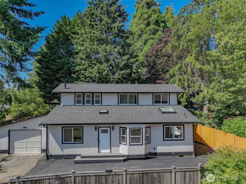 Property photo for 16828 Ambaum Boulevard S, Burien photo 23