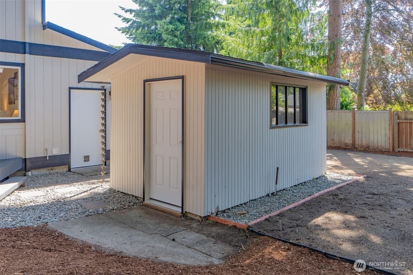 Property photo for 16828 Ambaum Boulevard S, Burien photo 38