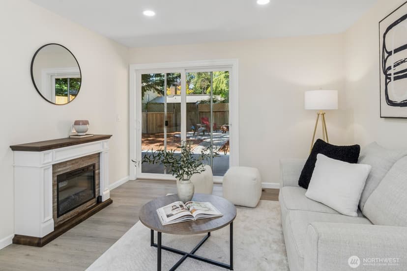 Property photo for 16828 Ambaum Boulevard S, Burien photo 11