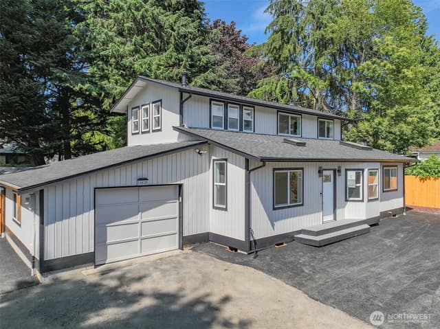 Property photo for 16828 Ambaum Boulevard S, Burien