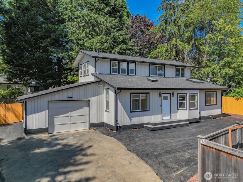 Property photo for 16828 Ambaum Boulevard S, Burien photo 22