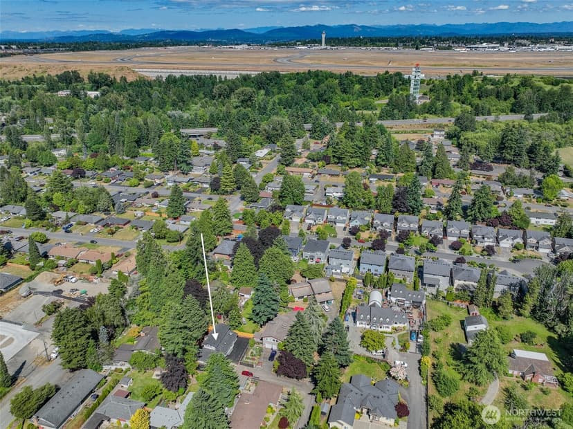 Property photo for 16828 Ambaum Boulevard S, Burien photo 40
