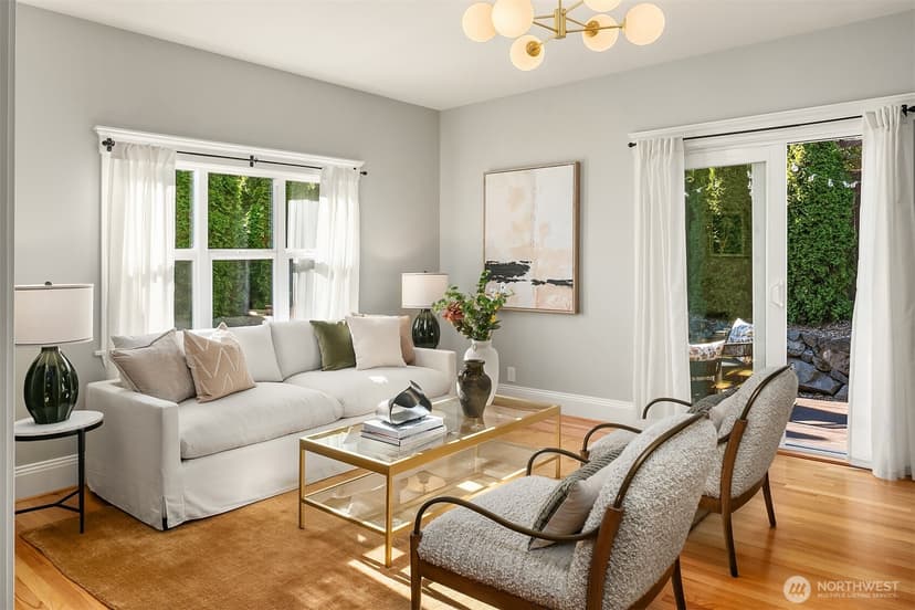 Property photo for 902 N 93rd Street, Seattle photo 4
