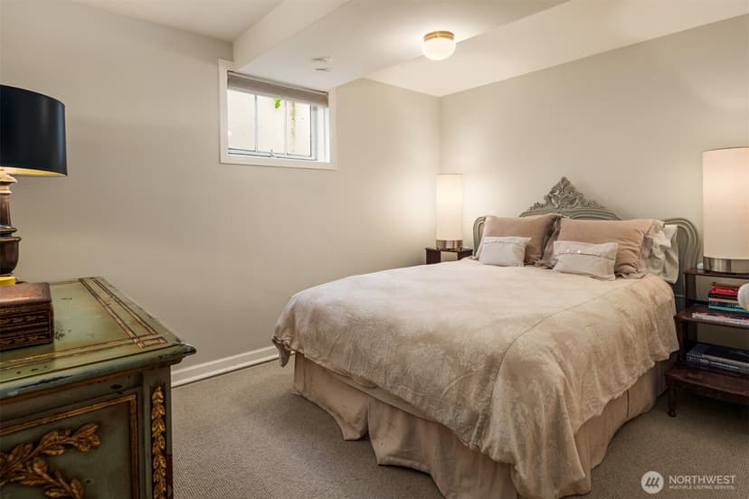 Property photo for 1268 Parkside Drive E, Seattle photo 25