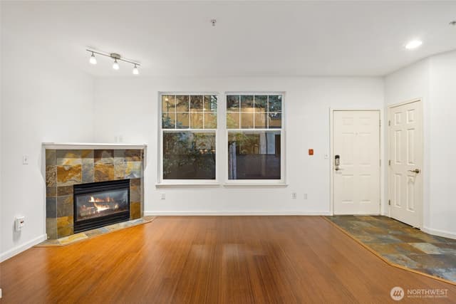 Property photo for 16125 Juanita Woodinville Way NE #604, Bothell photo 5
