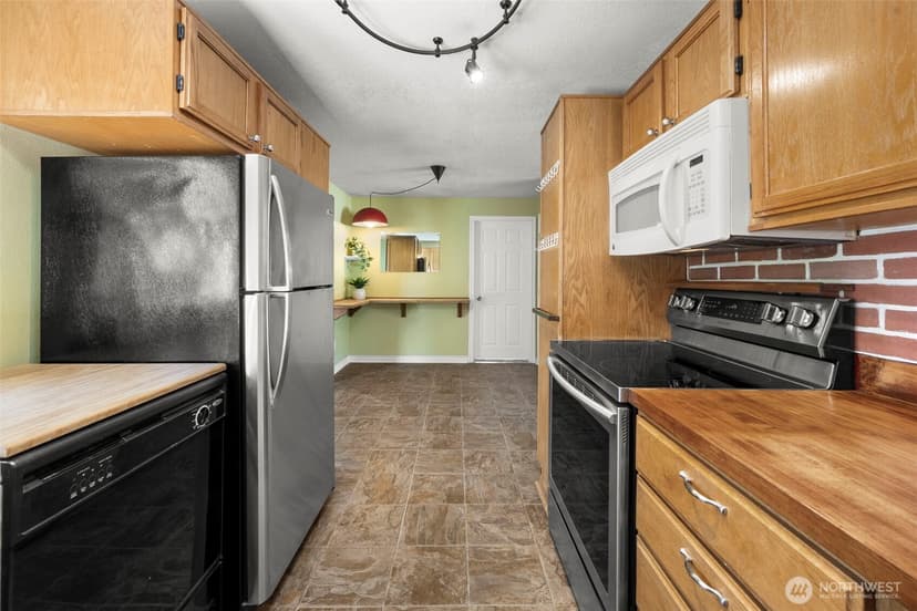 Property photo for 4112 222nd Street SW, Mountlake Terrace photo 10
