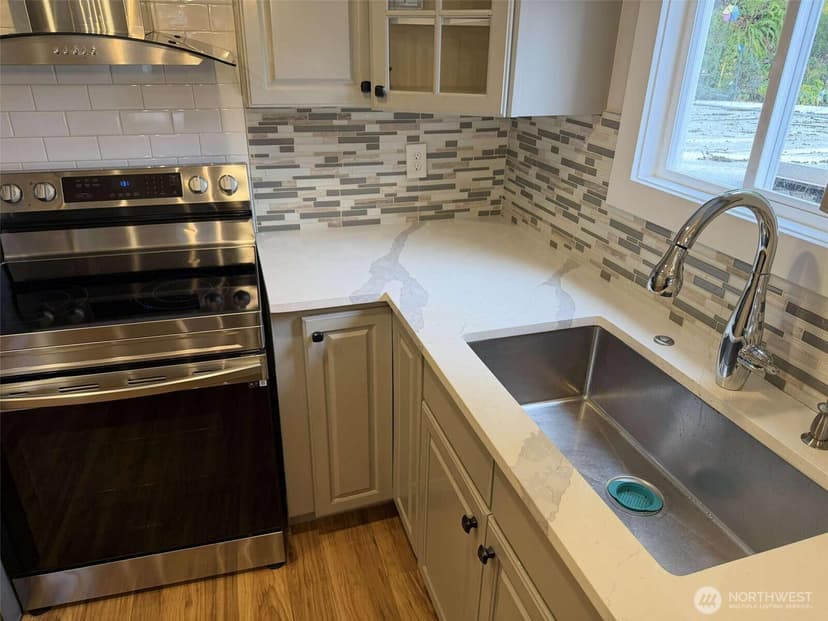 Property photo for 11510 E Riverside Drive #48, Bothell photo 7