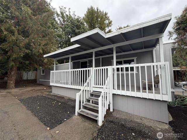 Property photo for 11510 E Riverside Drive #48, Bothell photo 3