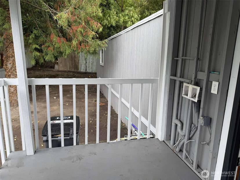 Property photo for 11510 E Riverside Drive #48, Bothell photo 19