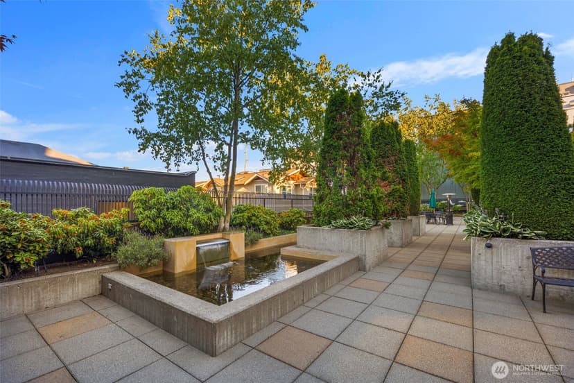 Property photo for 812 5th Avenue N #105, Seattle photo 22