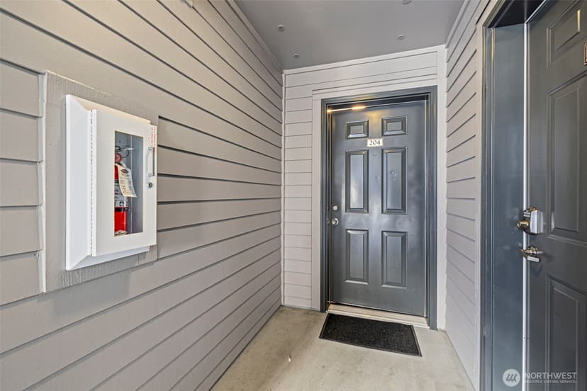 Property photo for 600 N 85TH Street #204, Seattle photo 3