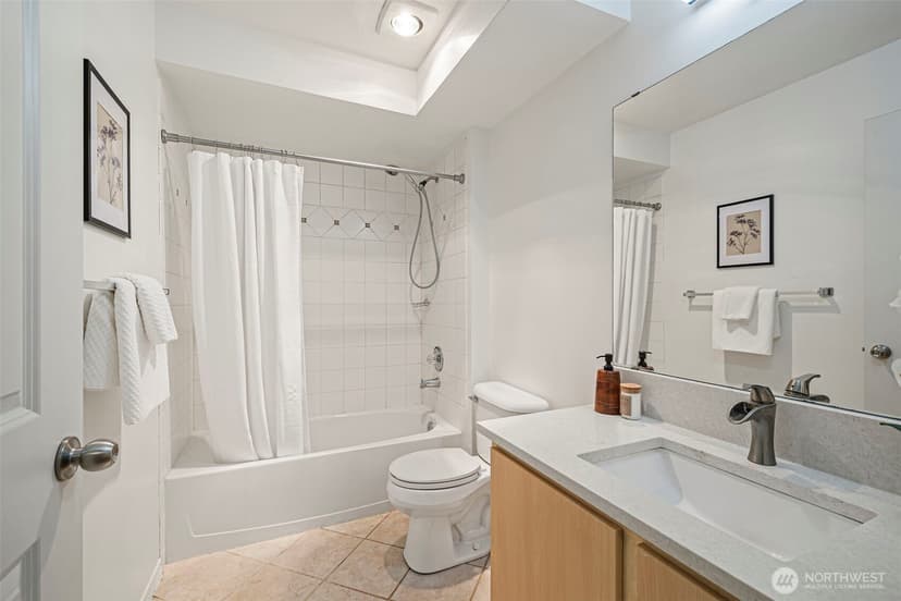 Property photo for 600 N 85TH Street #204, Seattle photo 5