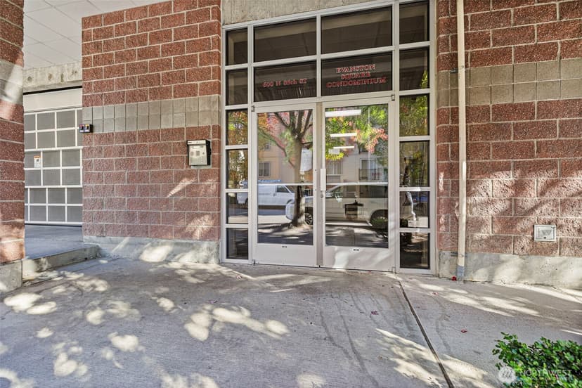 Property photo for 600 N 85TH Street #204, Seattle photo 2
