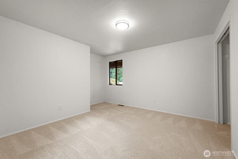 Property photo for 3624 101st Street SE, Everett photo 21