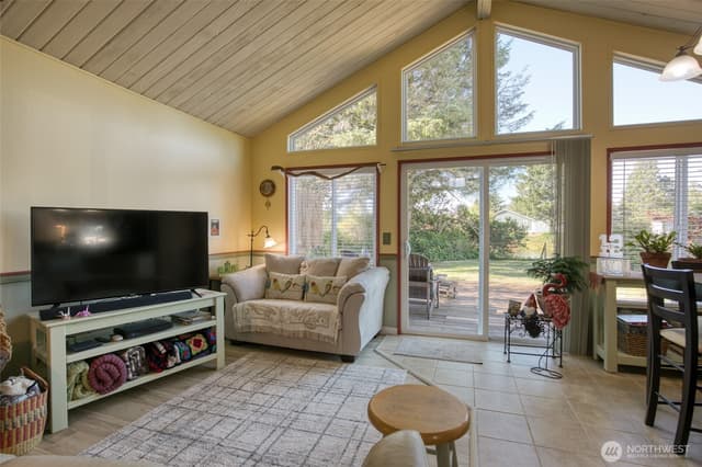 Property photo for 209 Canal Drive SE, Ocean Shores photo 4