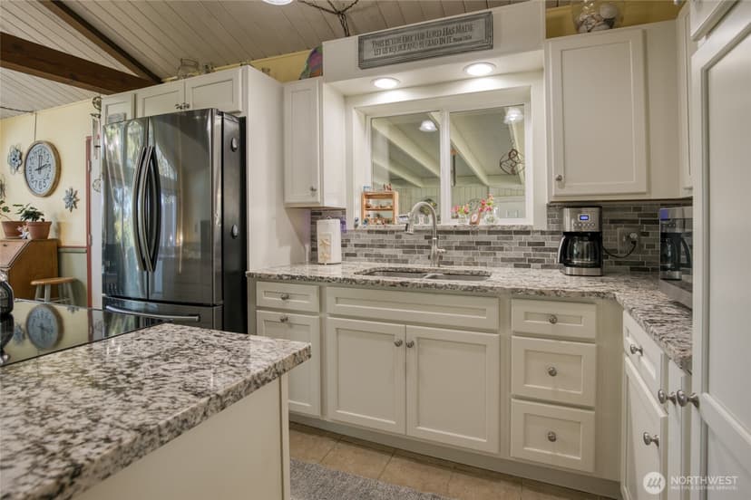 Property photo for 209 Canal Drive SE, Ocean Shores photo 9