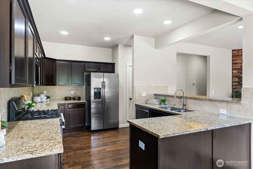 Property photo for 224 147th Place SE, Lynnwood photo 10