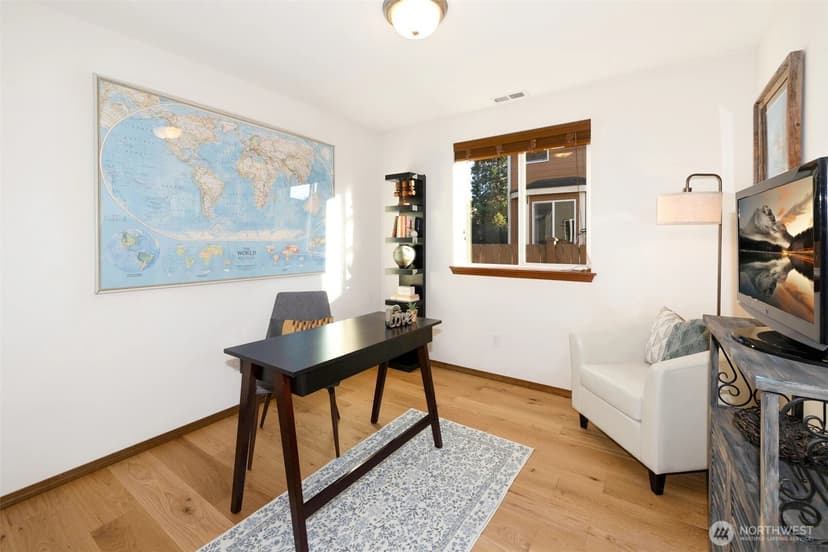 Property photo for 16012 2nd Place NE, Duvall photo 10