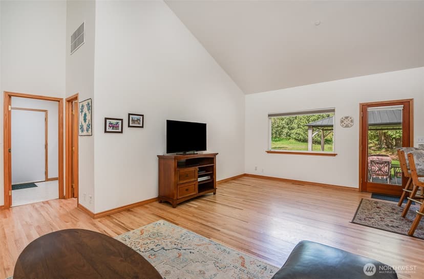 Property photo for 19716 SE 220th Street, Renton photo 13