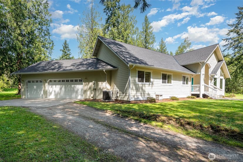Property photo for 19716 SE 220th Street, Renton