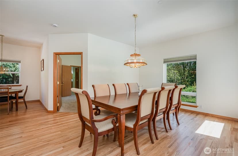 Property photo for 19716 SE 220th Street, Renton photo 10