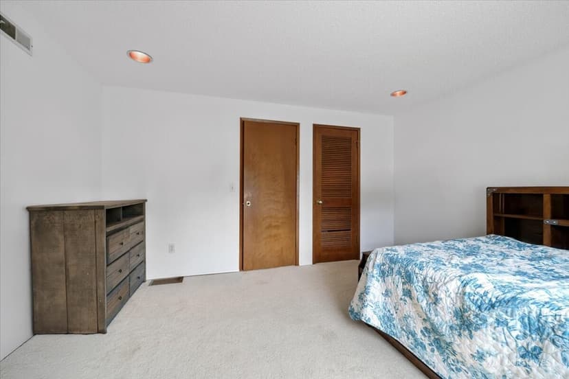 Property photo for 12316 Rebecca Drive SW, Lakewood photo 22