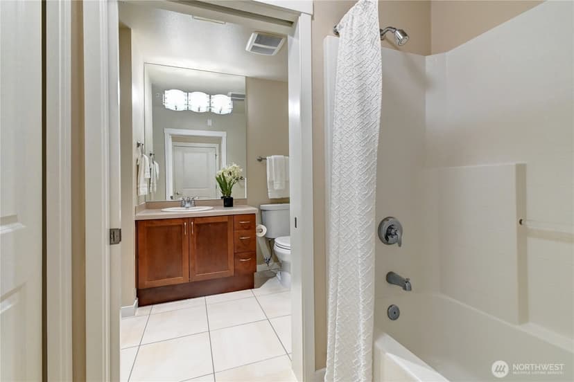 Property photo for 16141 Cleveland Street #417, Redmond photo 17